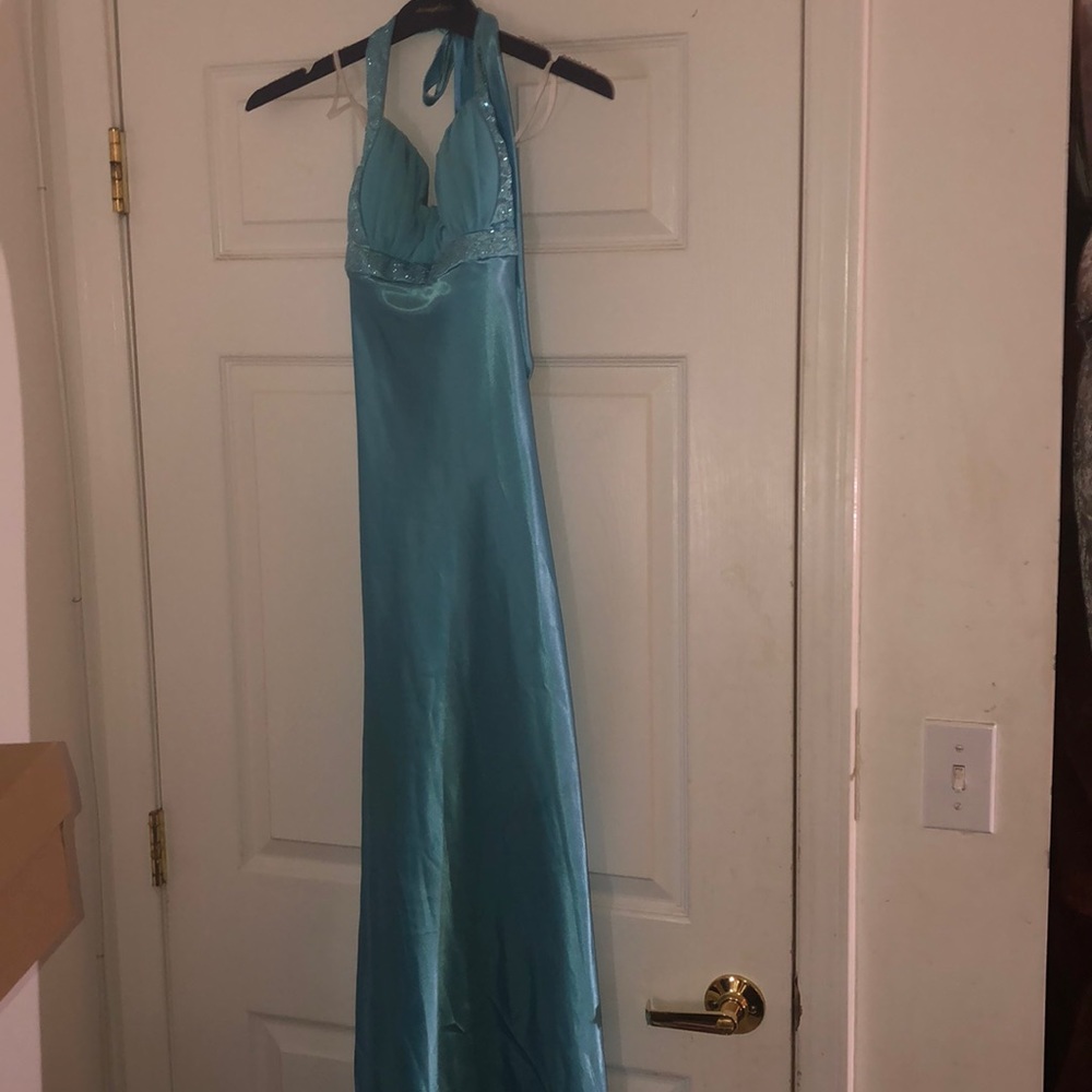 A gorgeous turquoise silk dress with crystals❄️